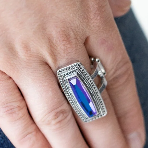 Luminary Luster - Blue Ring - Picture 3 of 3